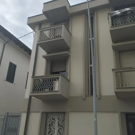 Apartment Casa Sara *